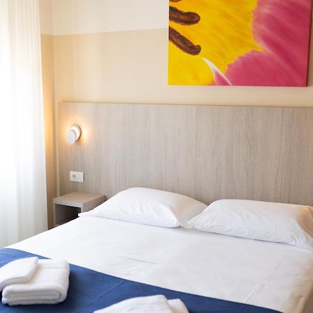 Hotel Mare Live ليدو دي يسولو المظهر الخارجي الصورة
