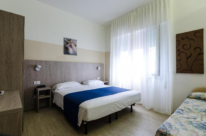 Hotel Mare Live ليدو دي يسولو المظهر الخارجي الصورة