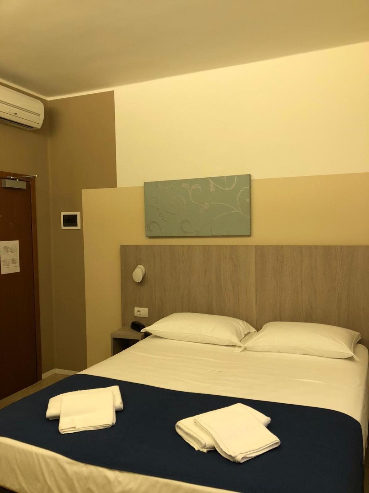 Hotel Mare Live ليدو دي يسولو المظهر الخارجي الصورة